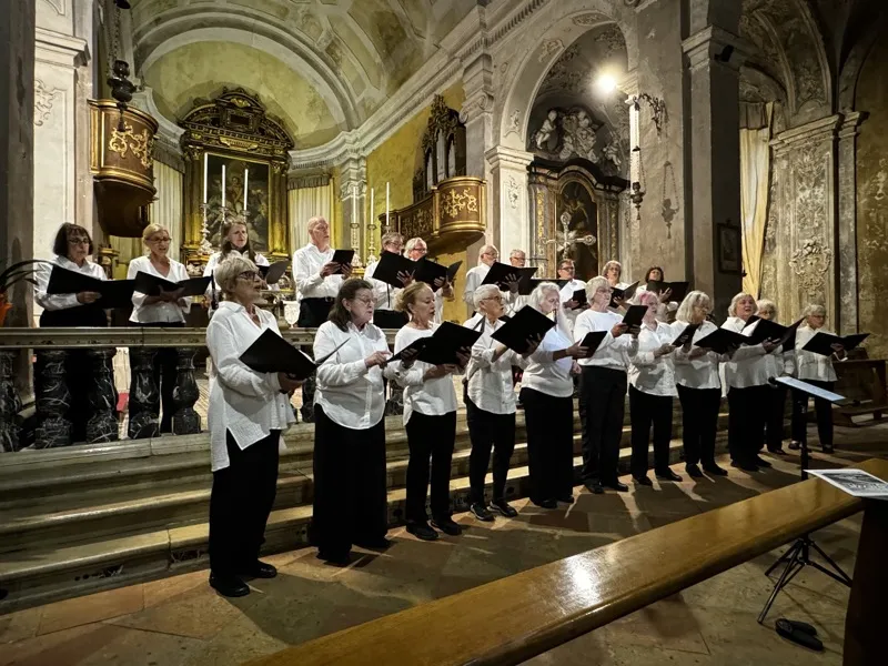 Siskiyou Singers performing inside an Italian church
